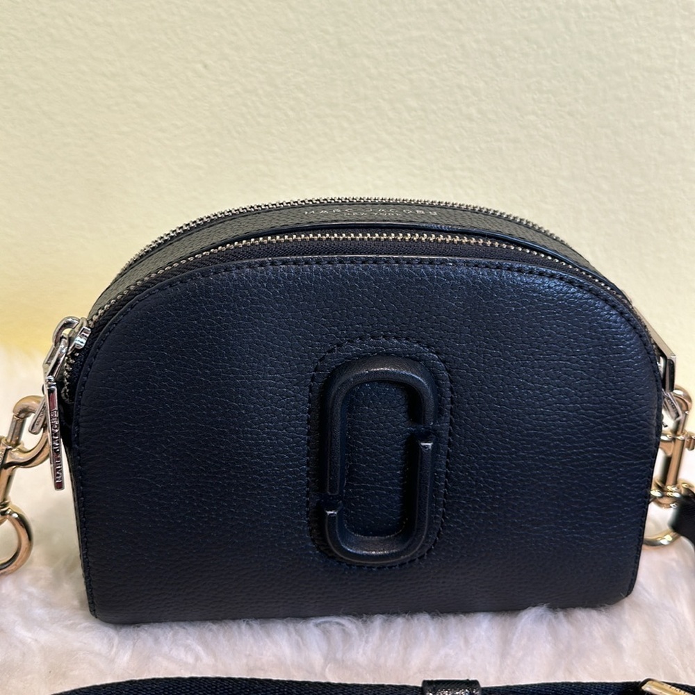💯Authentic Marc Jacobs Black Crossbody Bag🍀 - Picture 11 of 17